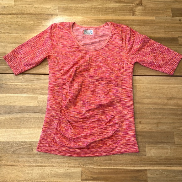 <3 2/$15 Athleta | PREGNANT Athletic Shirt Sleeve Tee - Picture 1 of 8